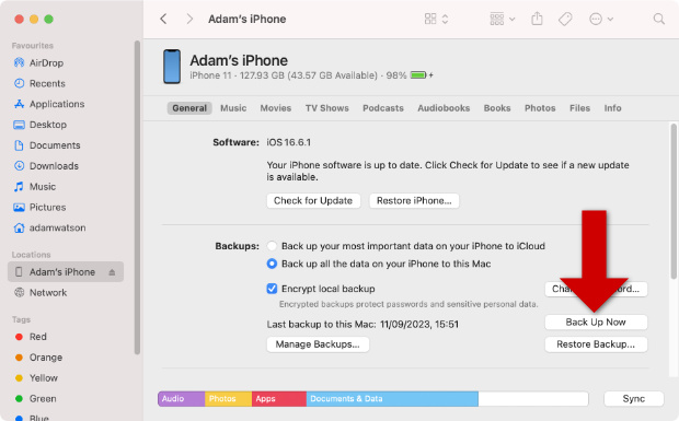Backup iPhone messages with Finder